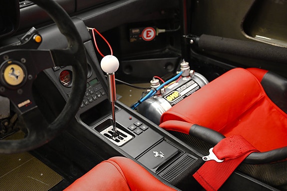 Ferrari 348 23 of 27