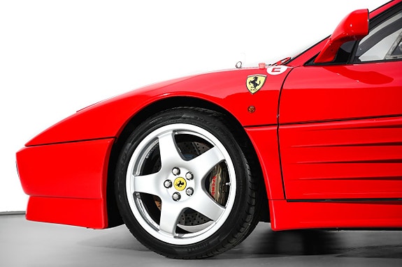 Ferrari 348 10 of 27