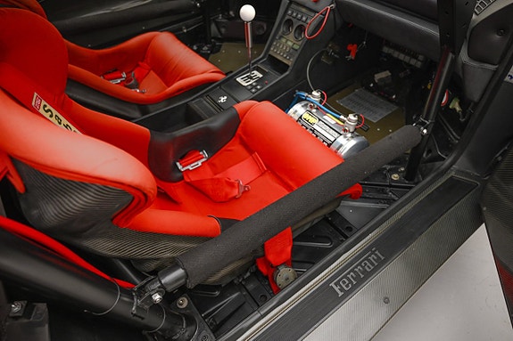 Ferrari 348 22 of 27