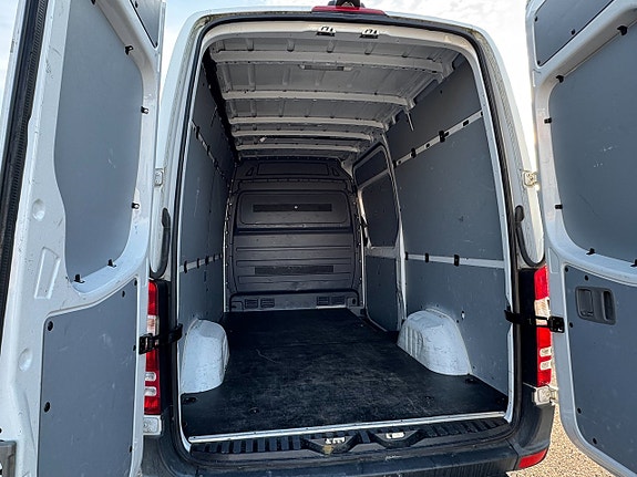 Mercedes-Benz Sprinter 211 9 of 20
