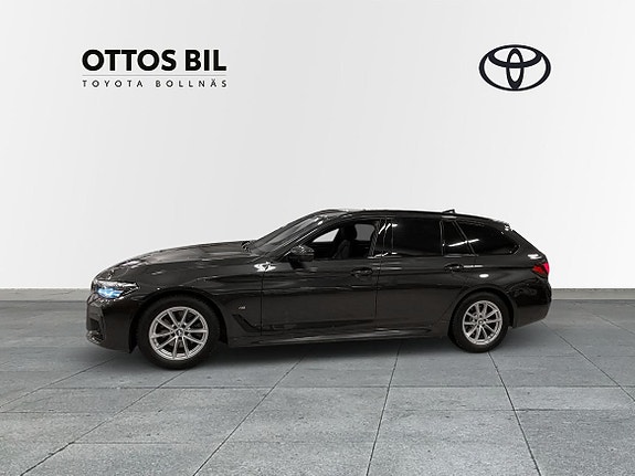 BMW 520d 3 of 5