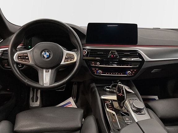 BMW 520d 8 of 16
