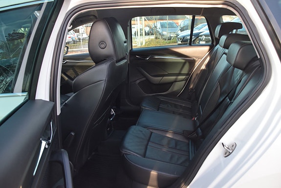 Skoda Octavia 10 of 25