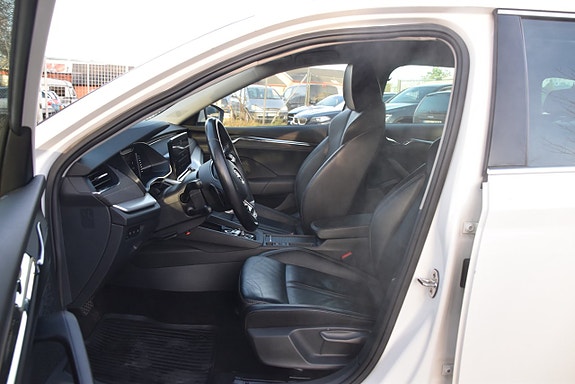 Skoda Octavia 8 of 25