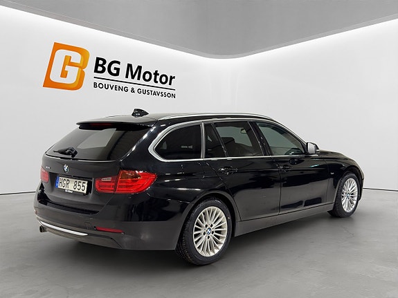 BMW 320 4 of 5