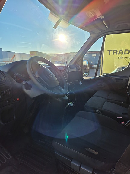 Renault Master 9 of 14