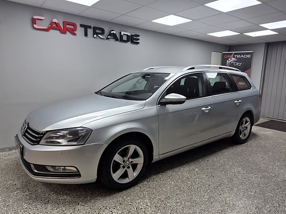 Volkswagen Passat 2 of 5