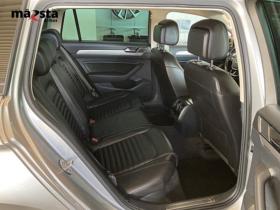Volkswagen Passat 9 of 20