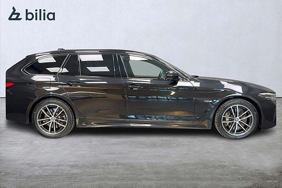 BMW 530e 4 of 11