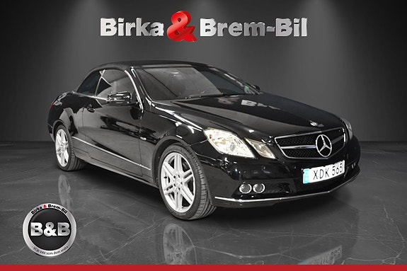 Mercedes-Benz E350 4 of 5