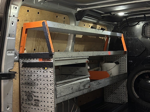 Ford Transit Custom 12 of 27