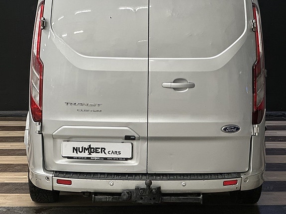 Ford Transit Custom 10 of 27