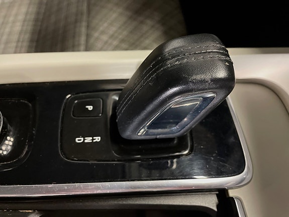 Volvo V60 Cross Country 15 of 16