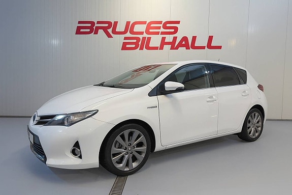 Toyota Auris 5 of 9