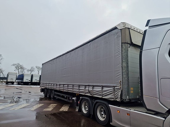 SCHMITZ GARDIN TRAILERS