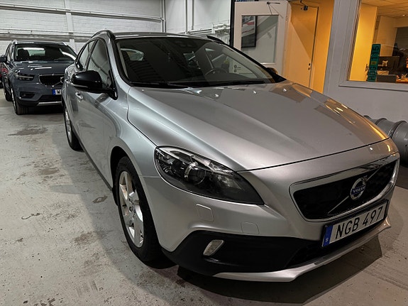Volvo V40 Cross Country 19 of 22