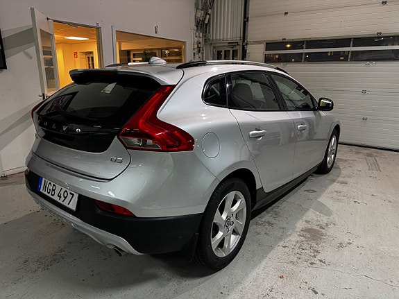Volvo V40 Cross Country 21 of 22