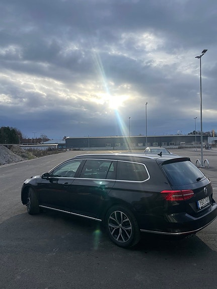 Volkswagen Passat 4 of 5