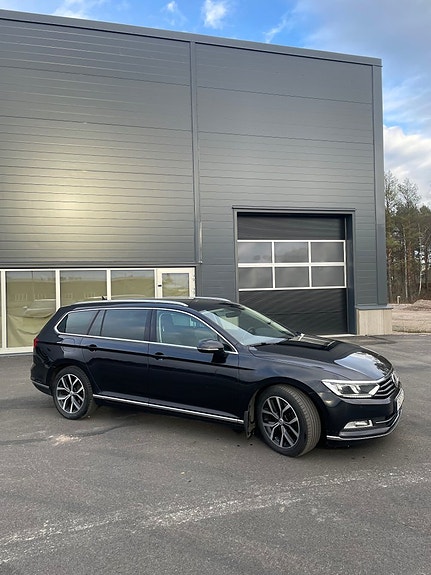 Volkswagen Passat 15 of 25