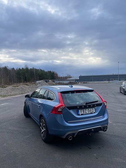 Volvo V60 7 of 14