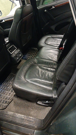 Audi Q7 3 of 3