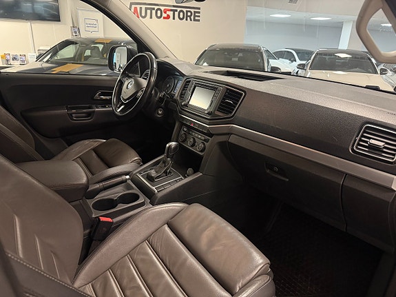 Volkswagen Amarok - 12