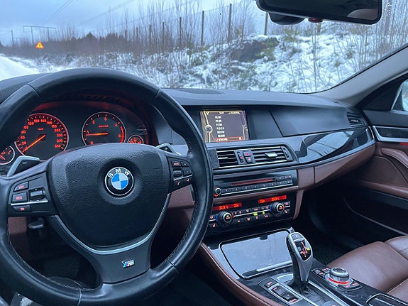 BMW 520 10 of 13