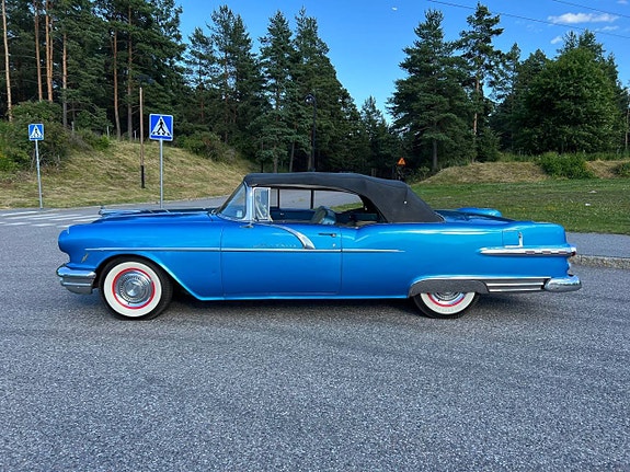 Pontiac Starchief 11 of 16