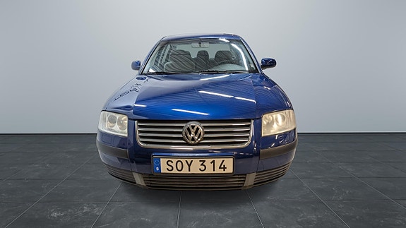 Volkswagen Passat 4 of 5