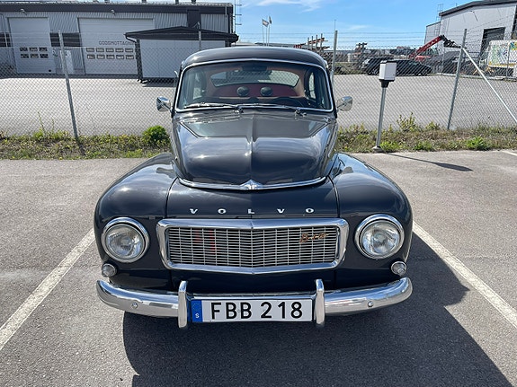 Volvo PV 3 of 5