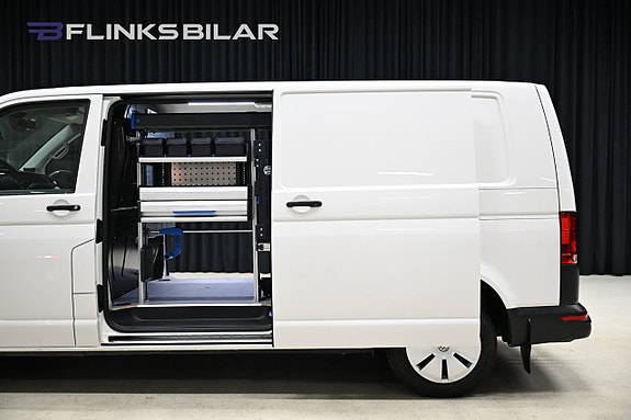 Volkswagen Transporter 4 of 30