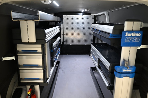 Volkswagen Transporter 27 of 30