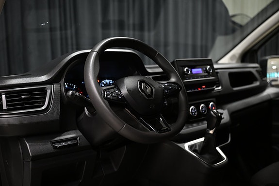 Renault Trafic 14 of 25