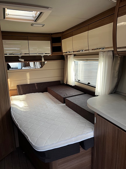 Knaus 580 UF 2 of 6