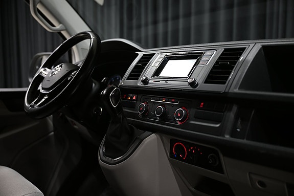 Volkswagen Transporter 13 of 30