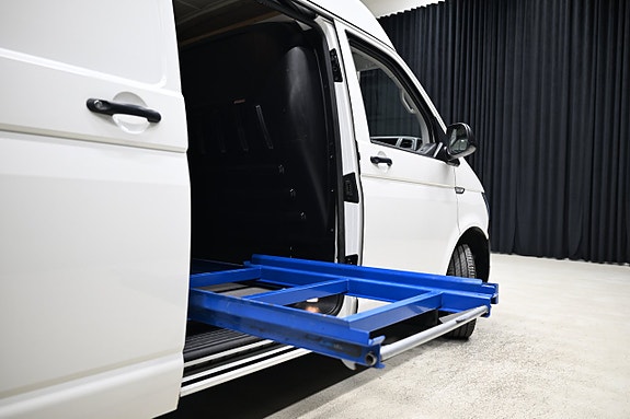Volkswagen Transporter 21 of 30