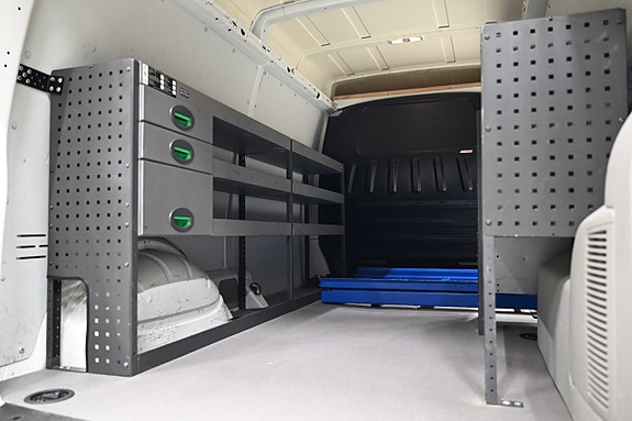 Volkswagen Transporter 25 of 30