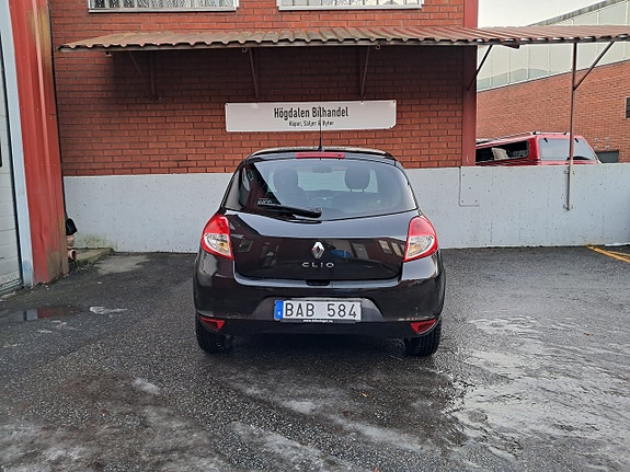 Renault Clio 7 of 13