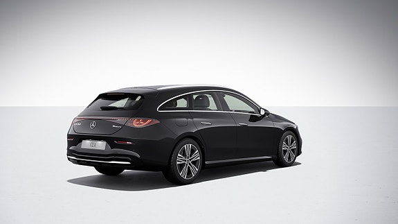 Mercedes-Benz CLA350 3 of 5