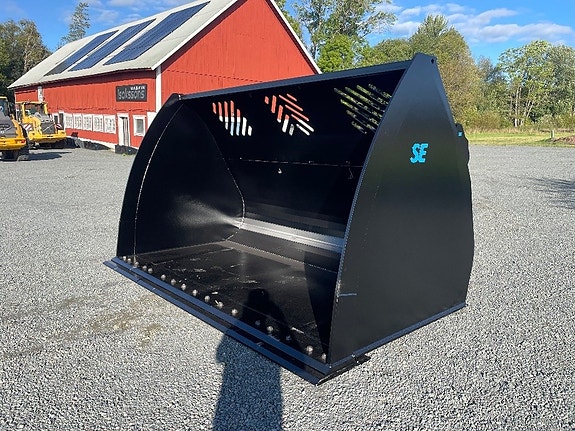 SE Equipment  Lättmaterialskopa Snöskopa BULTAT SKÄR