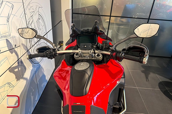 Ducati Multistrada V4 S Travel & Radar 4 of 4
