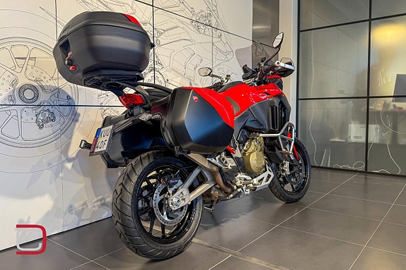 Ducati Multistrada V4 S Travel & Radar 3 of 4