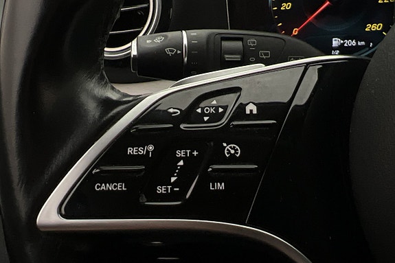 Mercedes-Benz E300 12 of 30