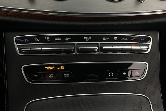 Mercedes-Benz E300 26 of 30