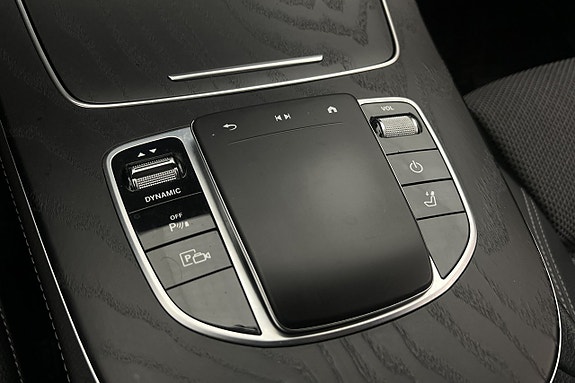 Mercedes-Benz E300 27 of 30
