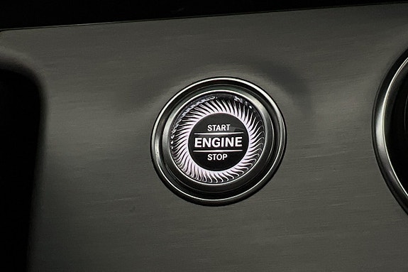 Mercedes-Benz E300 16 of 30