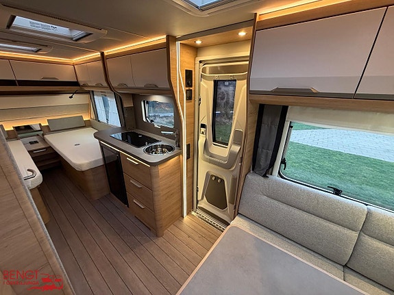Knaus SÜDWIND BLACK SELECTION 500 EU | KAMPANJ 11 of 21