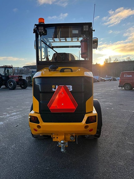 JCB 403 Plus Agri 5 of 5