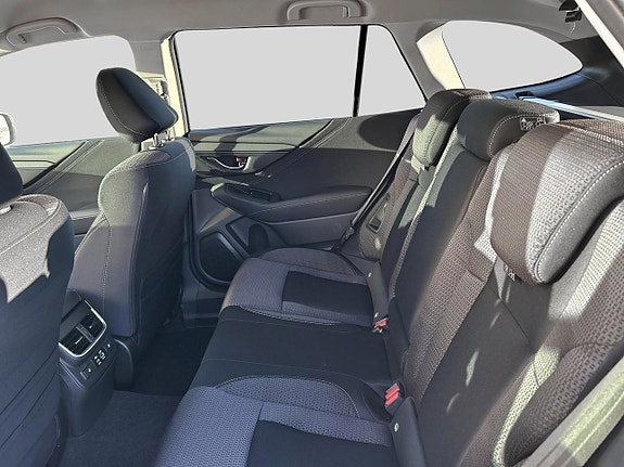Subaru Outback 10 of 11