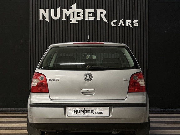 Volkswagen Polo 9 of 23